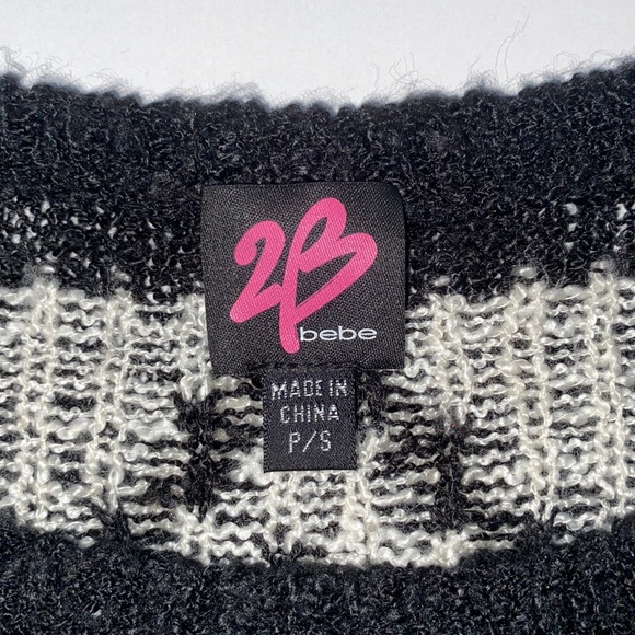 BEBE BLACK & WHITE KNIT CROP SWEATER - Picture 3 of 3